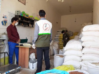 عملیات ضدعفونی و گندزدایی سطوح در مراکز خرید و فروش گندم در شهرستان زهک